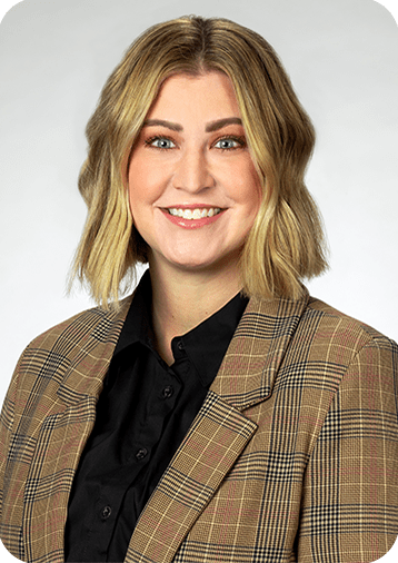 Lindsey Van Paris, FPQP® Headshot